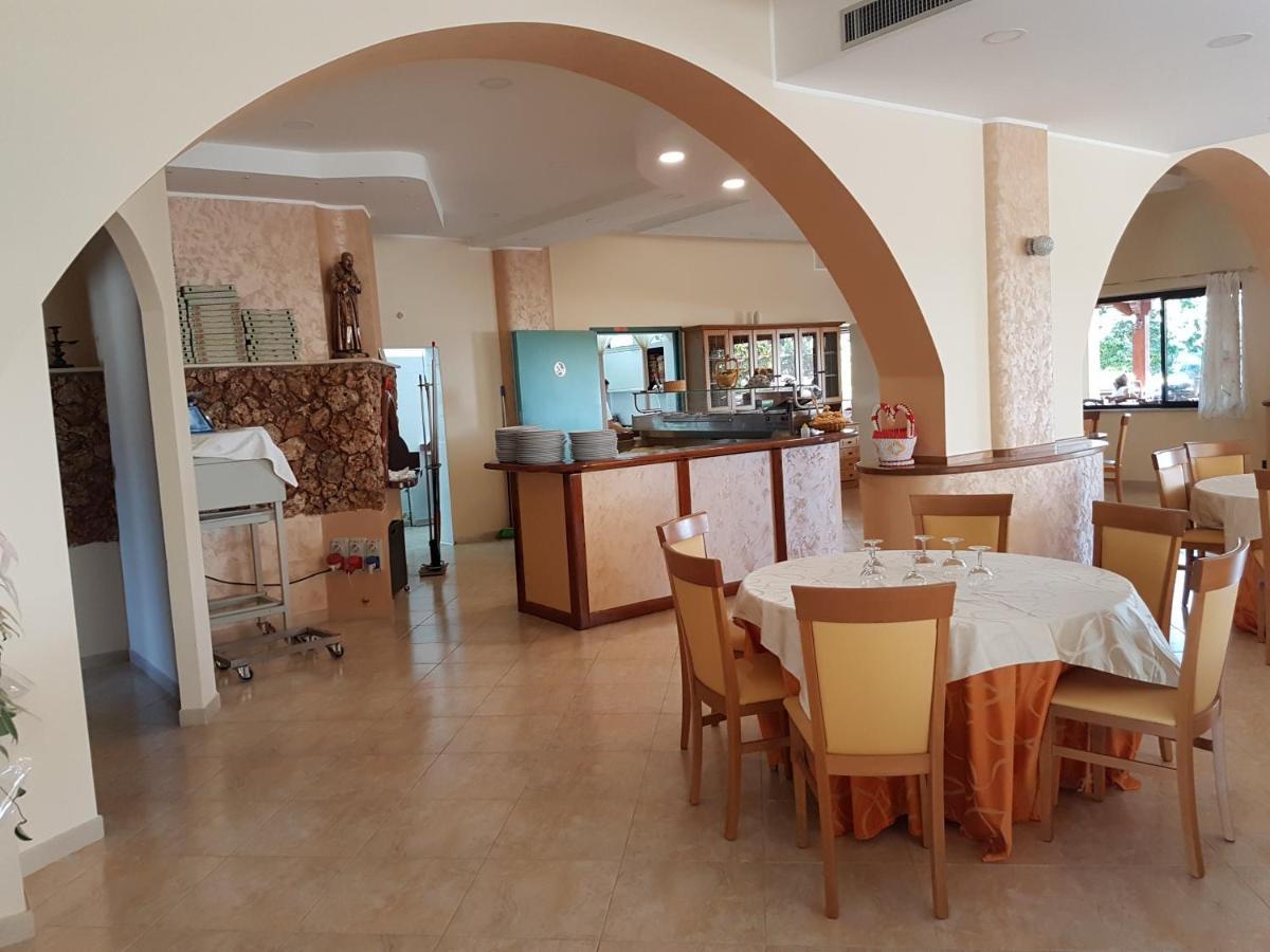Hotel La Campagnola Capo Vaticano Exterior photo
