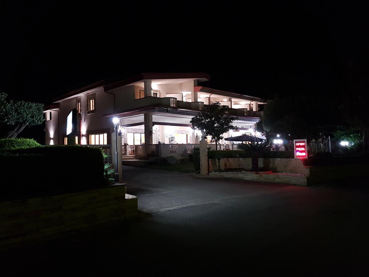 Hotel La Campagnola Capo Vaticano Exterior photo